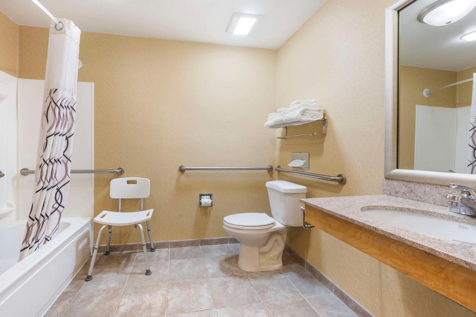 Best Western Circus City Inn Peru Εξωτερικό φωτογραφία